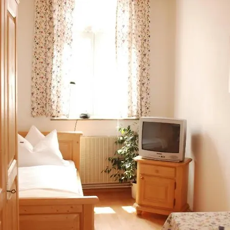 Otel Brauereigasthof Goldener Lowe 3*