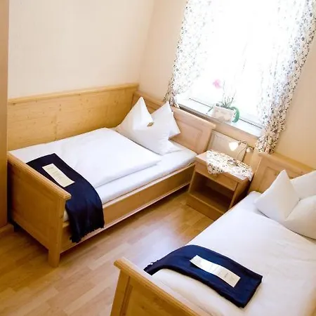 Otel Brauereigasthof Goldener Lowe Bayreuth