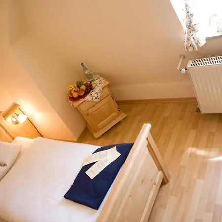 Otel Brauereigasthof Goldener Lowe